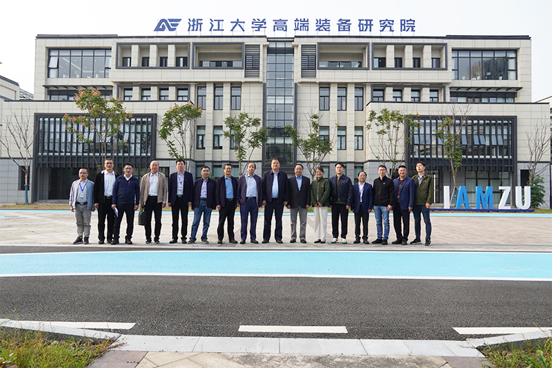 1635466515372260erLZ.jpg 4-封面照片.jpg