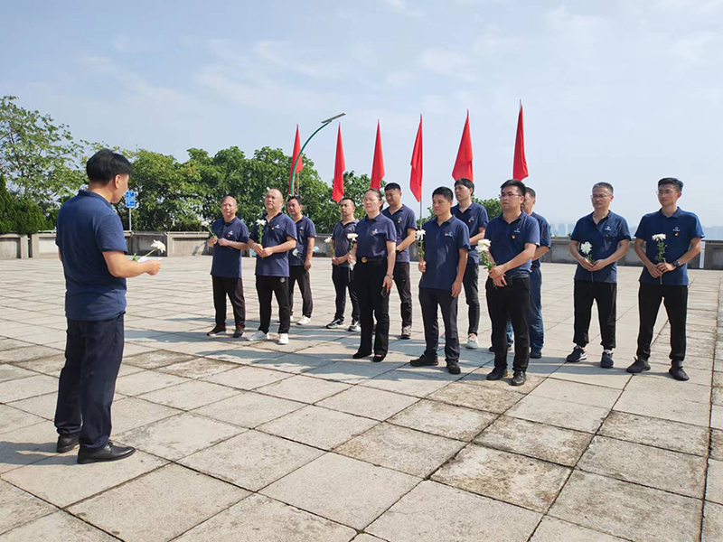 1664848946774563gYp4.jpg 1.jpg