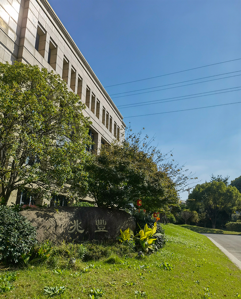 1668473691939141AO1f.jpg 4.jpg